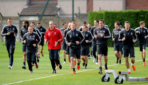 赫拉德-马丁：巴萨完全无需改变踢法，最重要的是做好压迫（赫拉德-马丁：巴萨无需调整风格，关键是把压迫做到位）