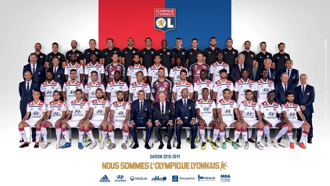 欧冠92年改制后戴帽数前10：梅西、C罗8次第1，姆巴佩5次第4（欧冠改制后（1992起）帽子戏法前十：梅西、C罗各8次并列第一，姆巴佩5次位列第4）