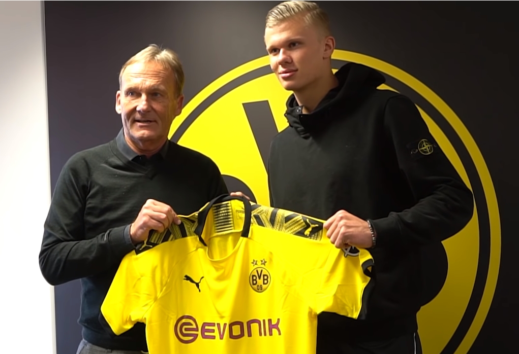 马竞最近10场对意大利球队8胜1平1负，且近12场欧冠主场11胜（马竞近10战意大利球队8胜1平1负，欧冠主场近12场豪取11胜）