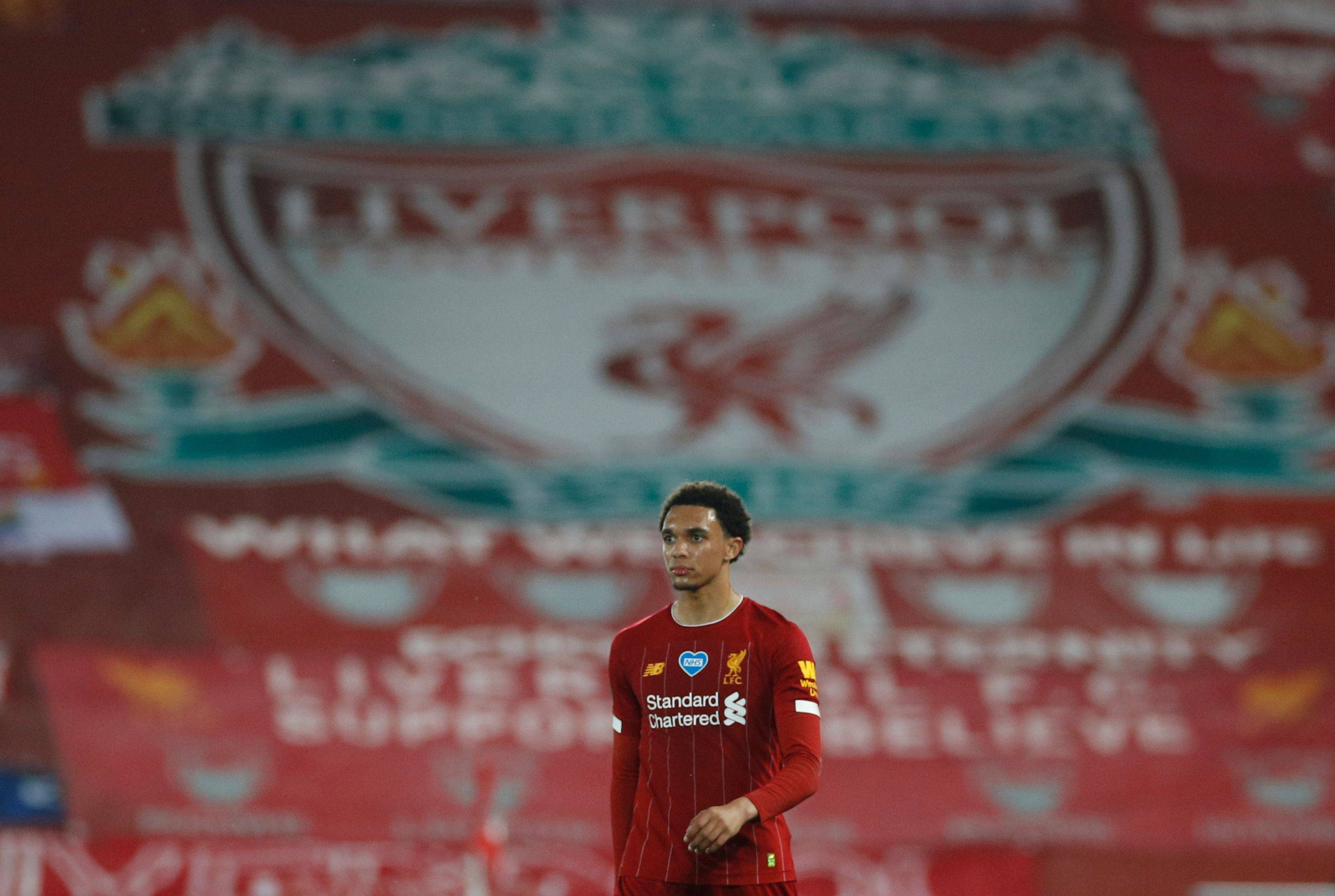 记者：丘库埃梅卡本人很想回到多特，但后者对其伤病史有顾虑（记者：丘库埃梅卡盼重返多特，多特担心其伤病史）