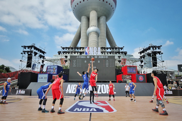 12 次出手，拿了 38 分（仅12次出手砍下38分）