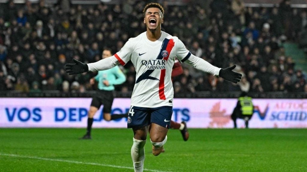 德甲战报：伯格1射1传，霍芬海姆3-0完胜奥格斯堡（德甲快讯：伯格传射建功，霍芬海姆3比0击退奥格斯堡）