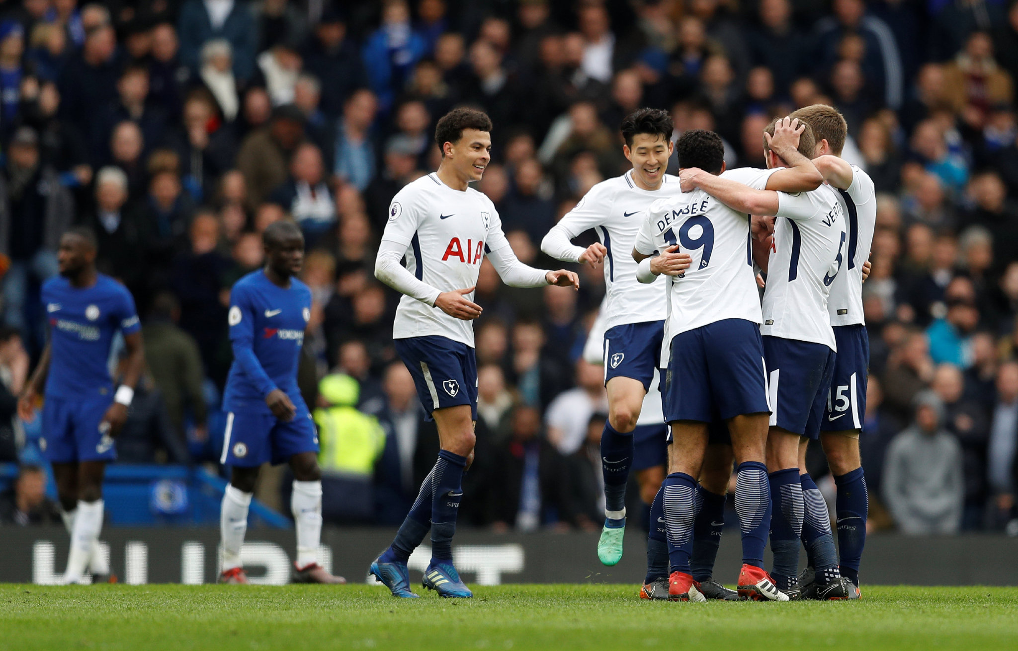 名宿：尼科-帕斯像托蒂，他是意甲最好的球员理应回皇马效力（名宿盛赞尼科-帕斯像托蒂：意甲第一人，应回归皇马效力）