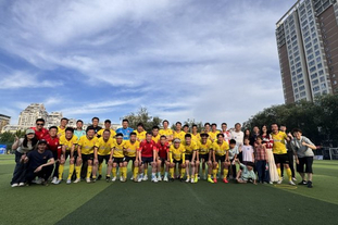 记者称阿隆索已被解雇只差官宣，阿韦洛亚或接任（媒体称阿隆索已下课待官宣，阿韦洛亚有望接任）