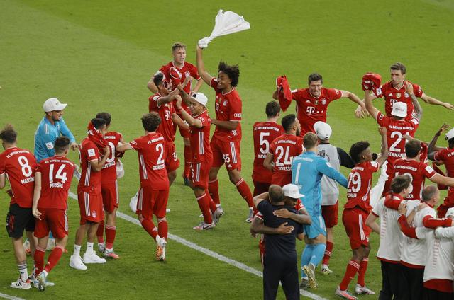 每体：巴萨对莱比锡边锋努萨感兴趣，球探负责人已到现场考察（每体：巴萨相中莱比锡翼锋努萨，球探主管已赴现场考察）