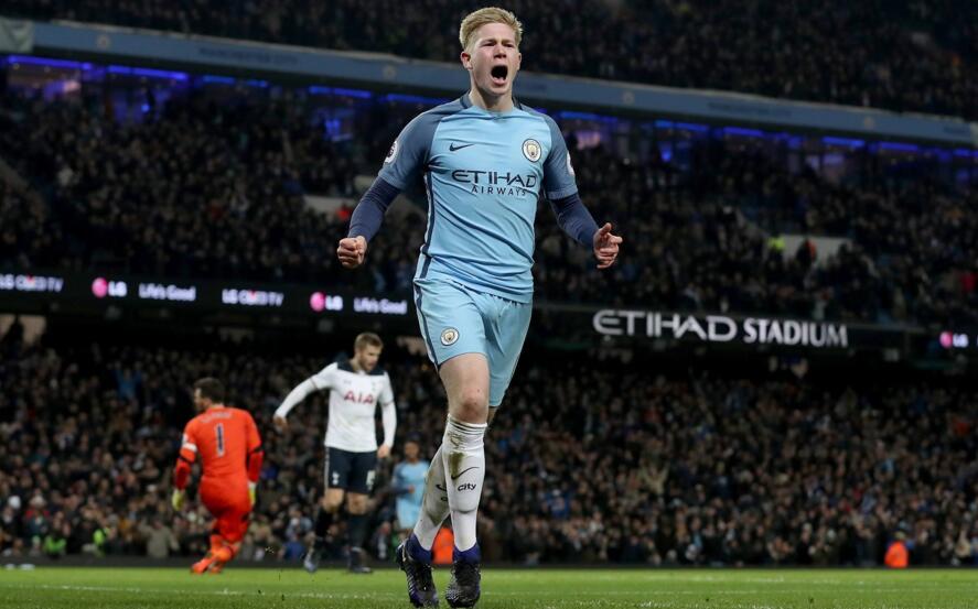 足球周刊：重返国足是刘若钒的愿望，殷切期待完成A级赛首秀（足球周刊：刘若钒盼重返国足，期待上演A级赛处子秀）