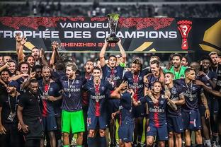 意媒：国米计划圣诞节前约见恰20经纪人，可能谈降薪续约一年（意媒：国米拟于圣诞前与恰尔汗奥卢经纪人会面，或商议降薪续约一年）