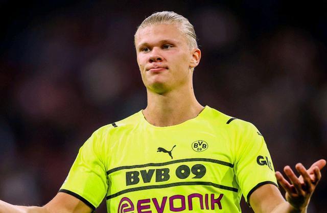 是否考虑过让凯恩休息？图赫尔：我知道他在冬天会有假期（图赫尔谈凯恩轮休：冬季他将获得假期）