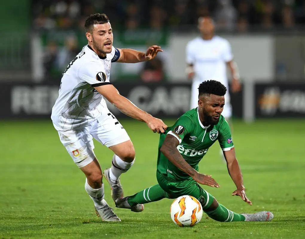 况在足坛并 况在足坛并